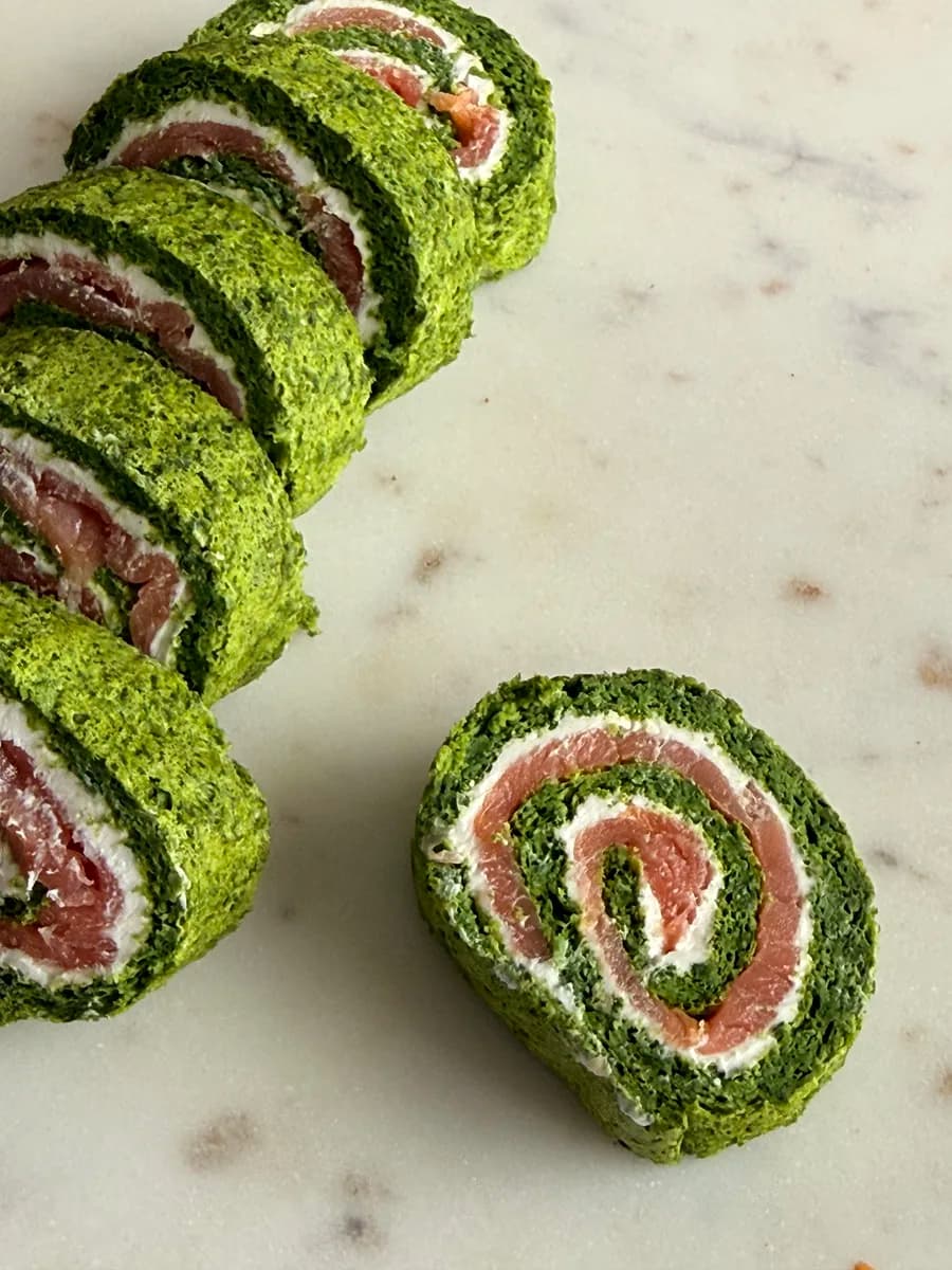 Spinach Rolls with Salmon
